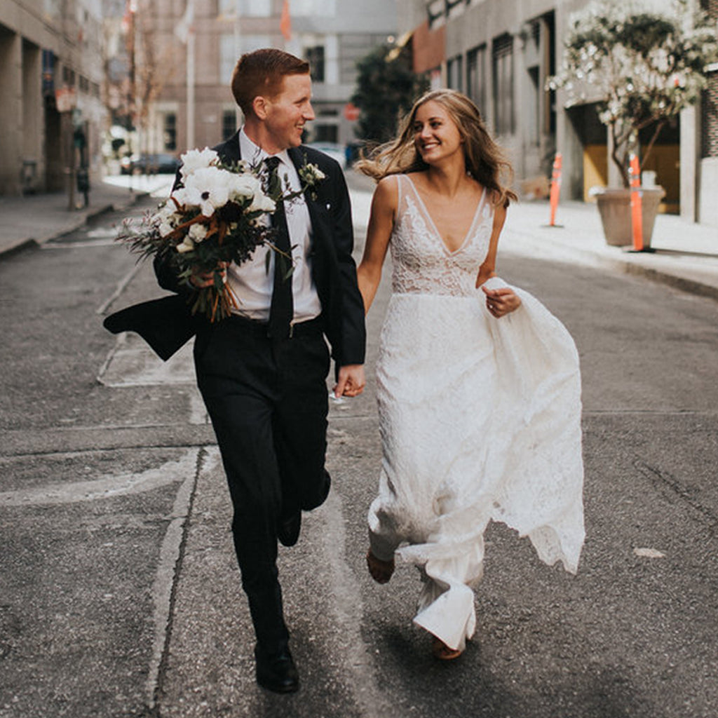 Charming Lace Mermaid Wedding Dress, Sexy V-Back Sleeveless Wedding Dress, D1407